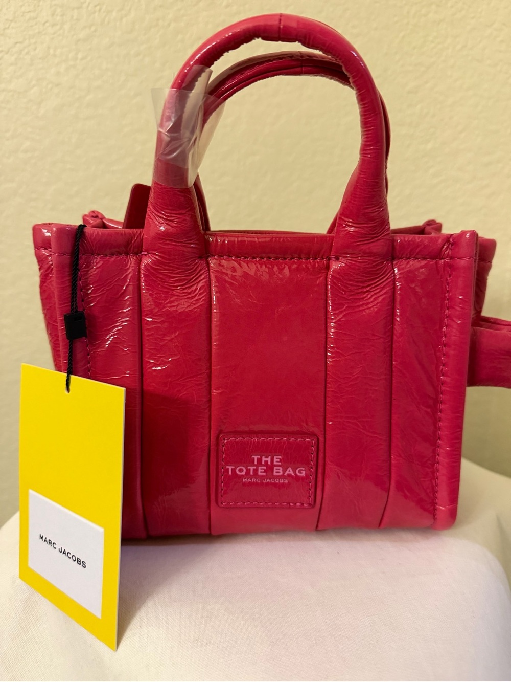 Marc Jacobs Patent Leather Tote in Hot Pink